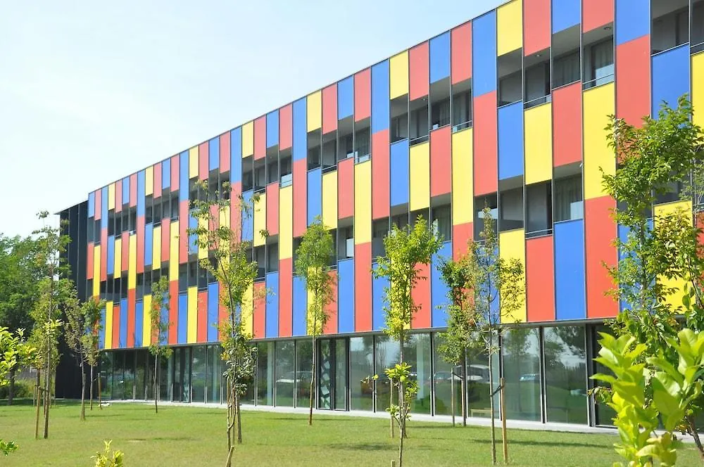 Hostel Centre Esplai Albergue El Prat de Llobregat Spanje