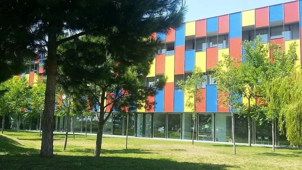 Centre Esplai Albergue El Prat de Llobregat 0*,  Spanyolország